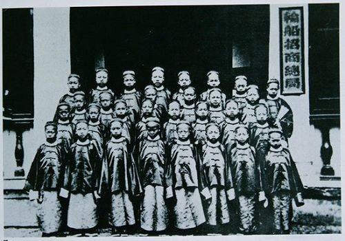 1872꣬йͯҲйʷĹѧԪ1872굽1875䣬ȳ飬µ֧£Ⱥɳһٶʮѧѧѧʱƽֻʮꡣ